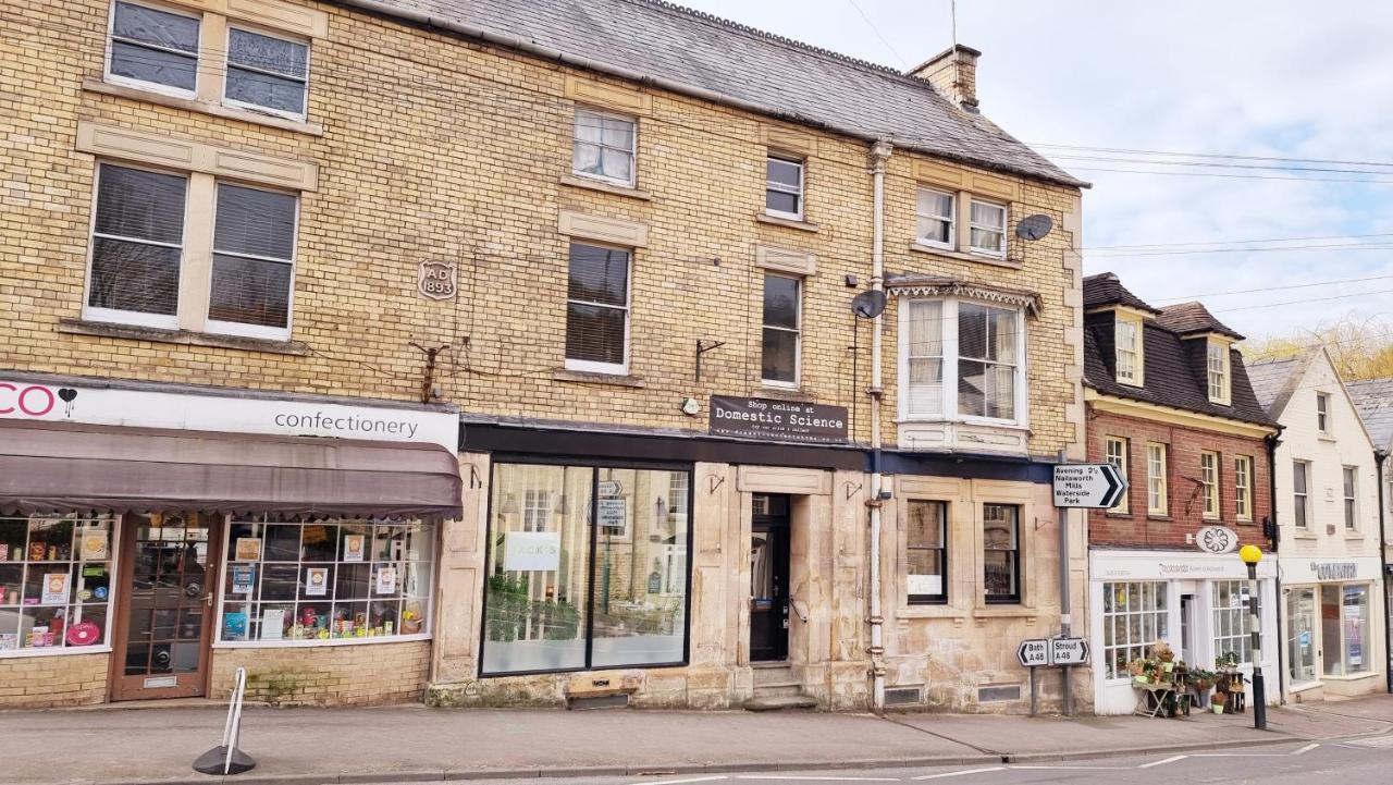 Stylish Town Centre Apartments Nailsworth Exterior photo